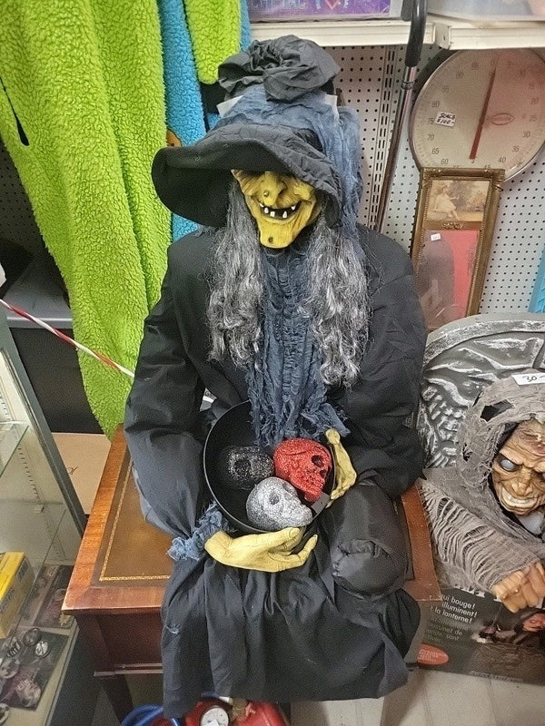 2025 Halloween Haunted Harriet Witch Pop Up Animatronic Haunted House Prop with Bowl